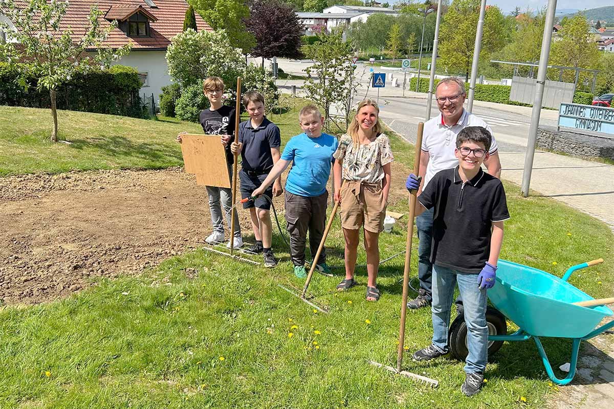 Schülerinnen und Schüler lassen den Landkreis aufblühen
