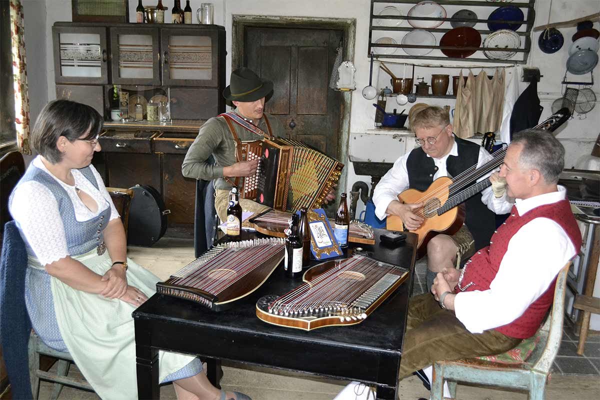 Zithersonntag im Freilichtmuseum