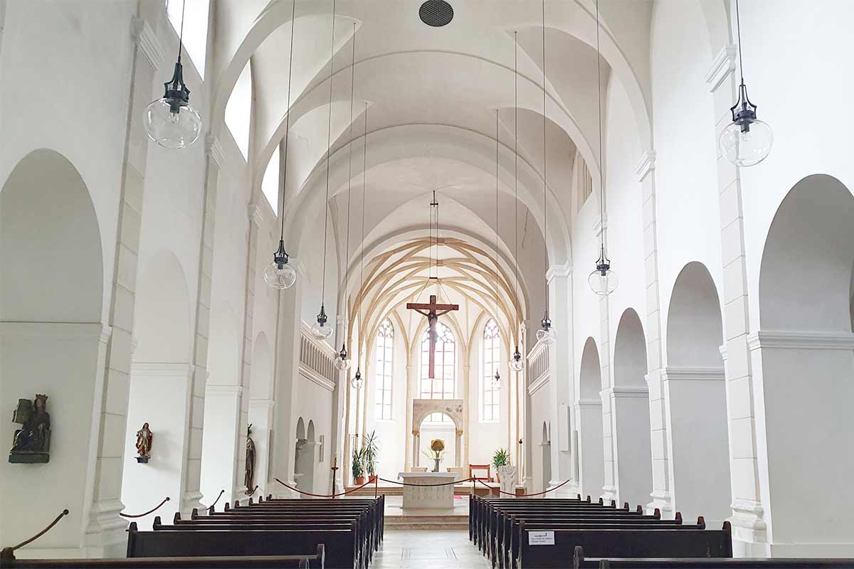 Statische Sicherungsmaßnahmen an der Klosterkirche Niedernburg
