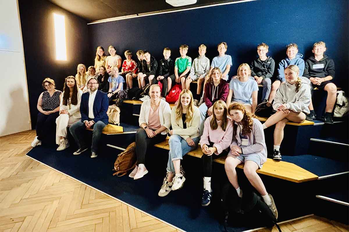 Landkreis zum Anfassen: Schüler des Gymnasiums zu Gast im Schloss Wolfstein