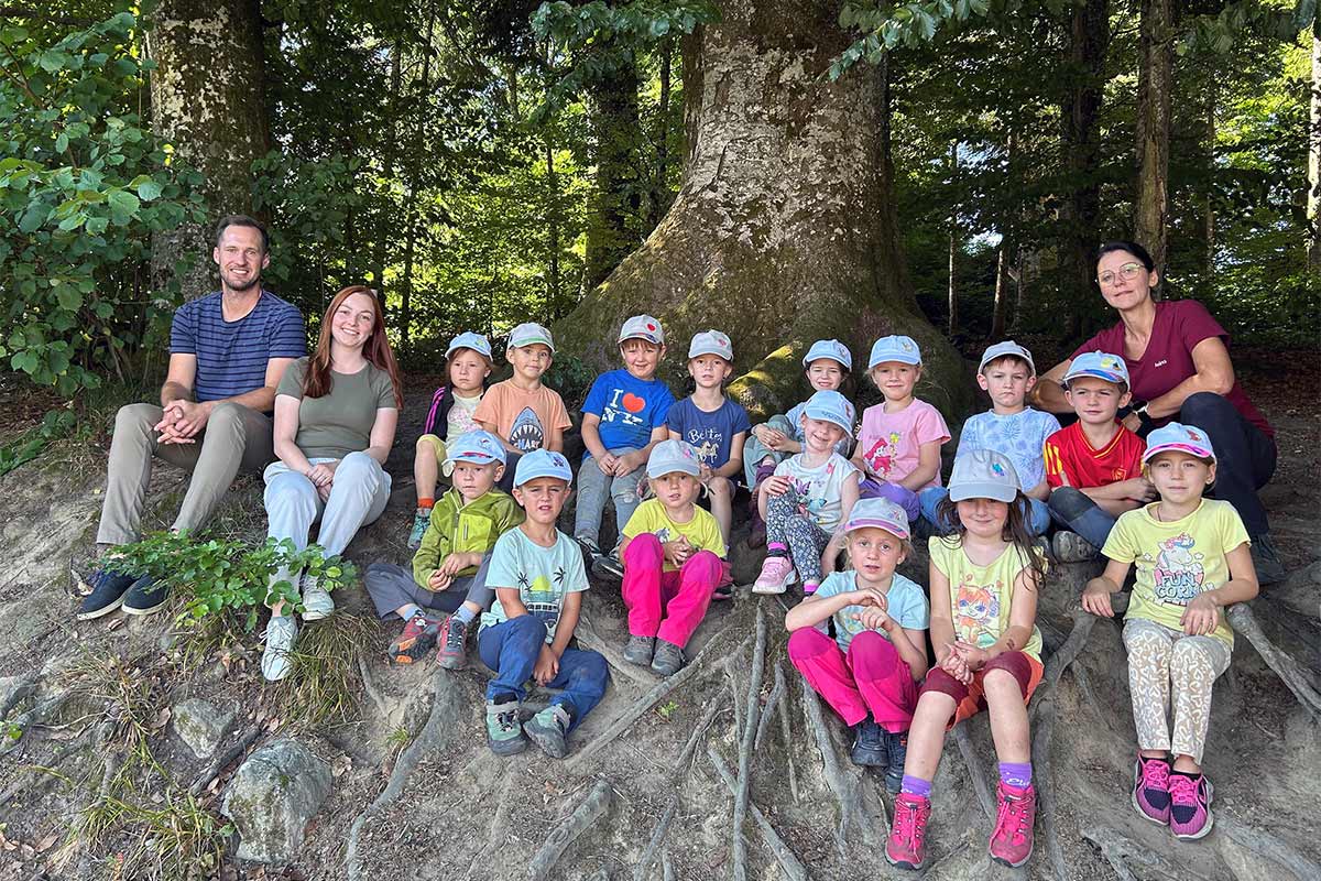 Kreativer Sonnenschutz für Kinder in Waldkindergärten
